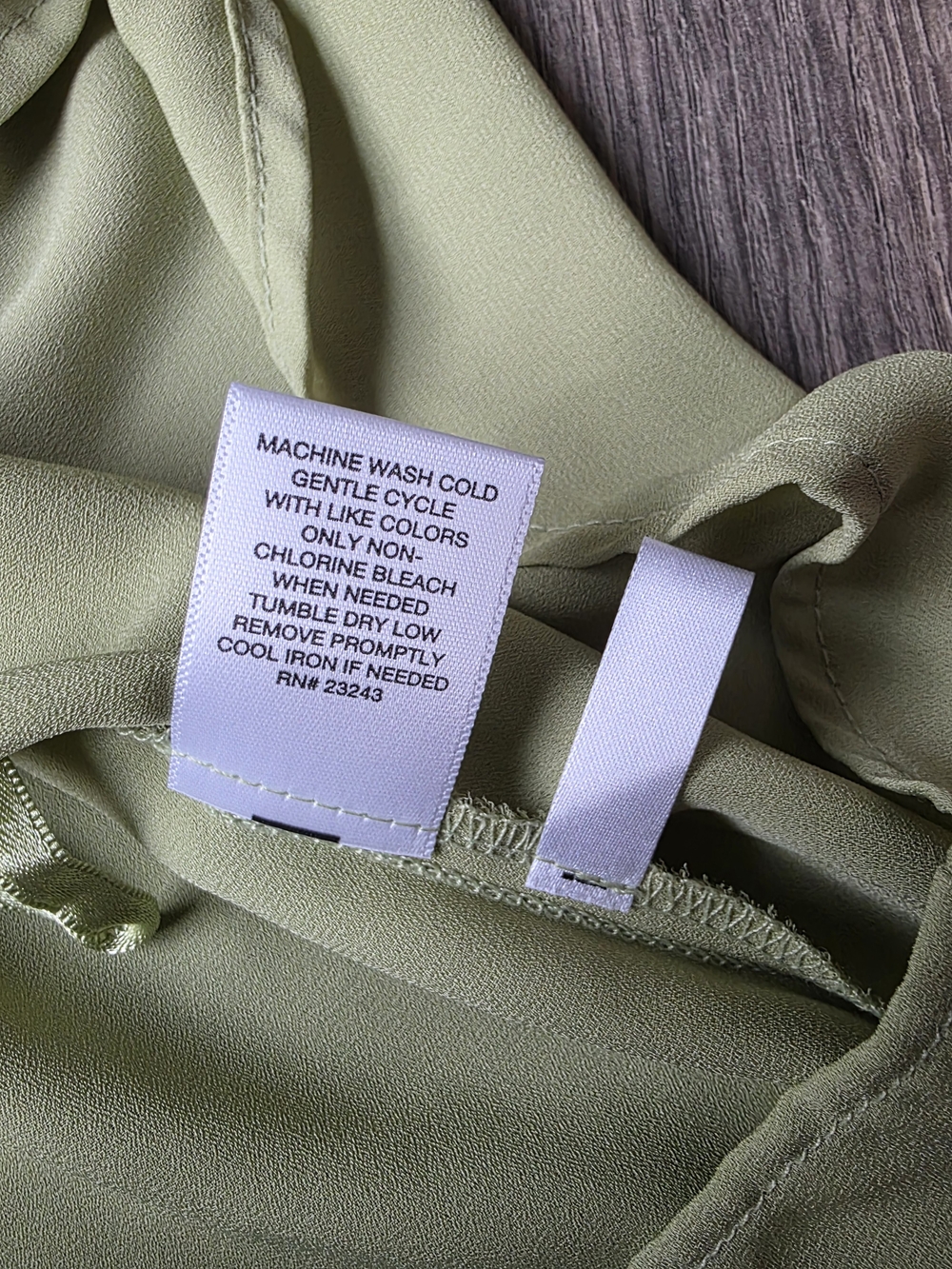 7th Avenue Design Studio NY & Co Top Green {Medium} - Picture 4 of 6